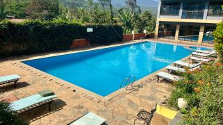 Nejobugg Palace Hotel - Nkoanrua - 9