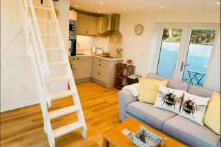 Honey Bee Cottage Tiny House Welshpool - Welshpool - 1