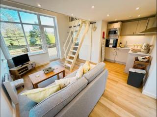 Honey Bee Cottage Tiny House Welshpool - Welshpool - 0