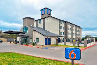 Motel 6-Marble Falls, TX - Marble Falls - 9
