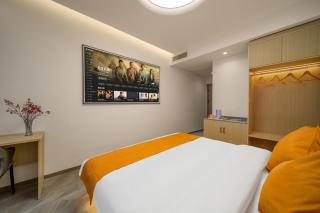 Home Inn Paibo Cloud Hotel (Chongqing Jiefangbei Hongyadong Branch) - Chongqing - 6