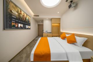 Home Inn Paibo Cloud Hotel (Chongqing Jiefangbei Hongyadong Branch) - Chongqing - 8