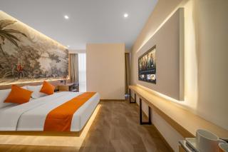 Home Inn Paibo Cloud Hotel (Chongqing Jiefangbei Hongyadong Branch) - 4