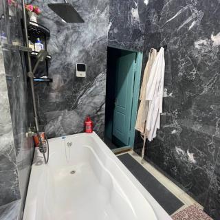 Yuqori Uy Mexmonxonasi - 5