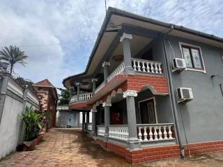 Oasis Luxury Hotel - Batpela - 0