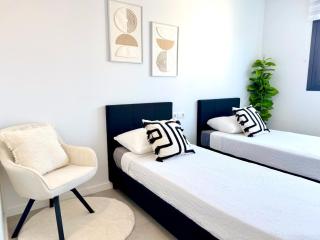Why not ᴗ̈ - Orihuela Costa - 8