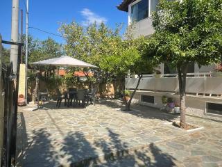 Hera Comfy And Spacious House Near The Airport - Áyios Spirídhon - 6