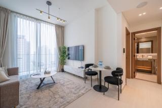 Homes & Beyond l Serene 1BR Retreat in JVC - 8