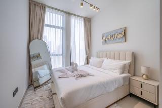 Homes & Beyond l Serene 1BR Retreat in JVC - 3