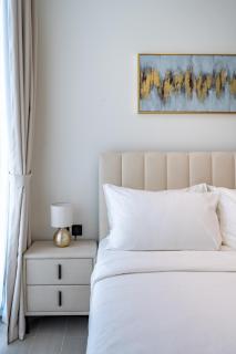 Homes & Beyond l Serene 1BR Retreat in JVC - 1