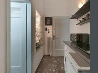 Charming 1-BR Apt in Kypseli with 100Mbps Internet - Athen - 5