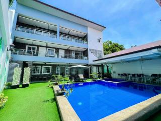Ronina's Sipocot Hotel - Sipocot - 0