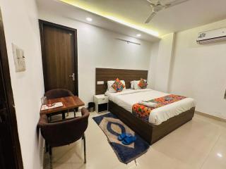 Hotel Luxury Global At Delhi Airport by Global Group - 4