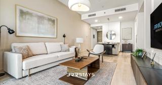 Sophisticated Luxury 1BR - Modern Design - JVC - 1