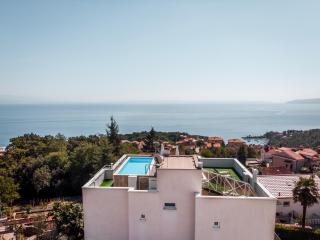 Apartment Lui with rooftop swimming pool - Ičići - 0
