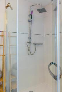 Tropengeflüster Penthouse in Hof, Whirlpool, Balkon, Webergrill, Digital Checkin, Parkplatz, Wlan330Mbit - Hof - 1