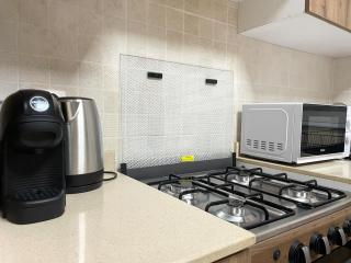 Luxurious City Getaway - Free Private Cook & Airport Pickup, 5 Min Walk to CHU - Abidjan - 8