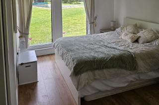 Dunmow 1-Bed Cabin Sleeps 4 10 mins to Stansted - Great Dunmow - 8