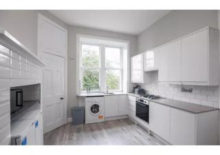 Spacious 3-Bedroom Flat in Charming Bruntsfield - Edimburgo - 6