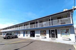 Capital O Hotel Inn Pendleton I-84 - Pendleton - 8