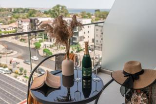 Viso Apartment in Odyssey-SeaView-Spa&Pool-Parking - Mamaia - 2