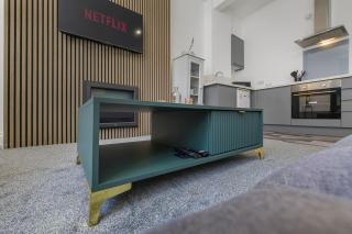 Coastal Residence - Central - 2 Beds - Contractors - Eastbourne - 1