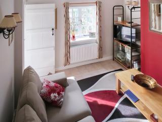 Barn Owl Cottage - - 9