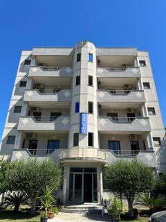 Hotel Kopliku - Velipojë - 0