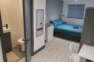 12 London Deluxe Studios - Streatham Vale - 7
