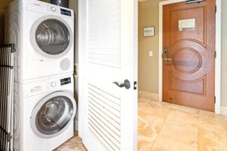 KBM Resorts Panoramic Ocean Views Spacious 4-Bedroom Honua Kai Collection Multi Unit Listing Same Floor 2 Free Rental Cars HKH-40912 - 2