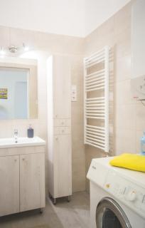 Sunny&Modern Central Flat in Historic Building - 5