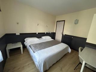 Hotel des Bains à 10 min de Paris - Maisons-Alfort - 3