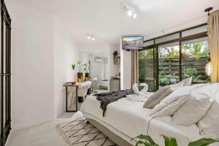 Naousa Private Beach Bungalow - Noosa Heads - 0