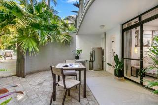 Naousa Private Beach Bungalow - Noosa Heads - 4