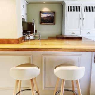 Quite location Near the Quay, Newly Refurbished 2 Ensuite Kingsize Bedrooms - 6