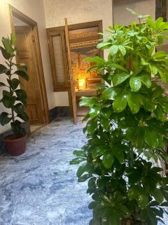 SILVER TERRACE Boutique - 1