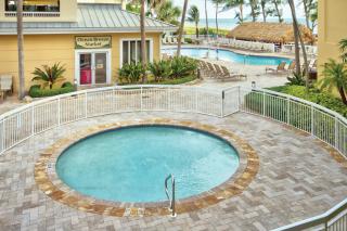 Wyndham Royal Vista Resort 2BR Apartment with Resort Access - Pompano Beach - 4