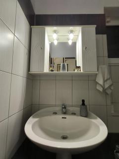 HomeLikeNone - Kastoria - 1