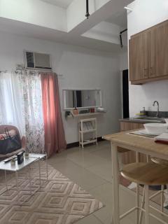 Budget Sweet Escape at San Marino Residences - Città di Cebu - 2