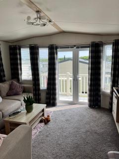 27 Forest view Cresswell towers - Ellington - 2