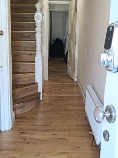 Two bedroom flats Finchley - 3