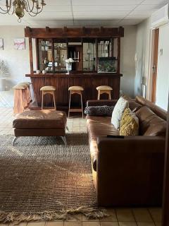 House on Grand Hill - Bloemfontein - 4