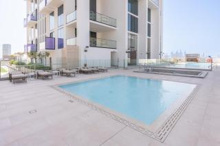 StayShort - Vibrant 1-Bedroom in JVC Sleeps 4 with balcony - 8