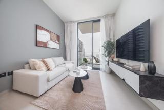 Free housekeeping visits during your stay - StayShort - Vibrant 1-Bedroom in JVC Sleeps 4 with balcony - 4