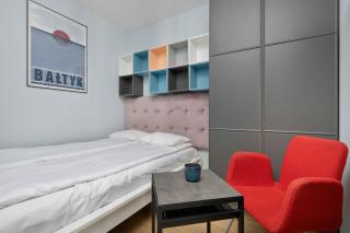 Family Apartment in the City Centre by Noclegi Renters - 8