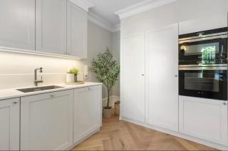 Classic and high end apartment in Frogner, Oslo - 2
