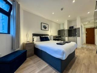 Canal Walk Studio Apartments - Southampton - 7