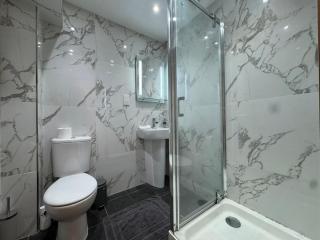 Canal Walk Studio Apartments - Southampton - 1