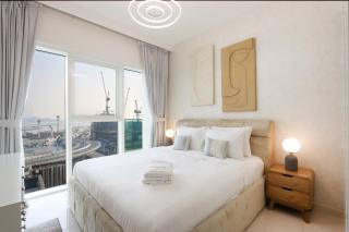 Elegant 2BR with Dubai Marina Skyline & Sunset Views - 5