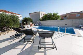 Holiday Home Tika's Blue With Private Pool - Novalja (Novaglia) - 3